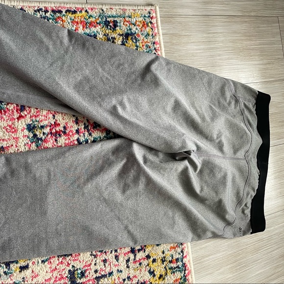 Womens Nike Pro Capri Grey M - Picture 6 of 8